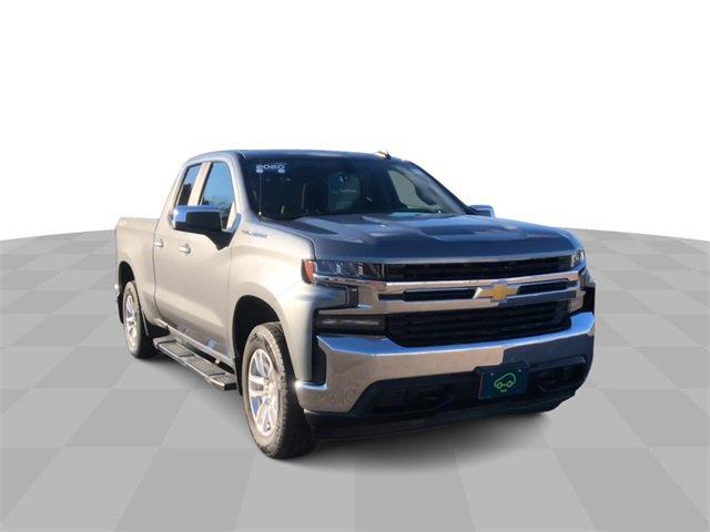 Used 2020 Chevrolet Silverado 1500 LT with VIN 1GCRYDEDXLZ266922 for sale in Hermantown, MN