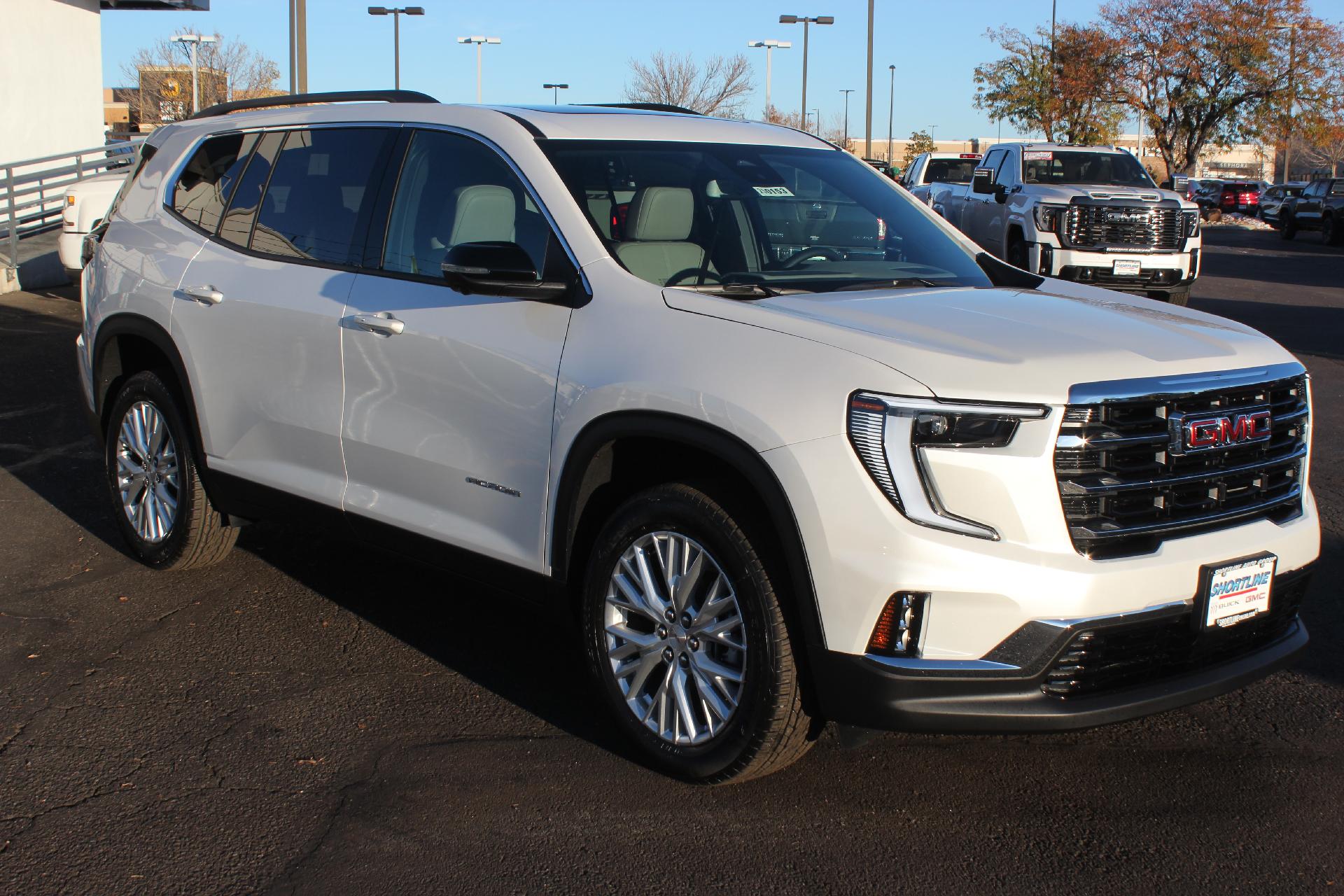 2025 GMC Acadia Vehicle Photo in AURORA, CO 80012-4011