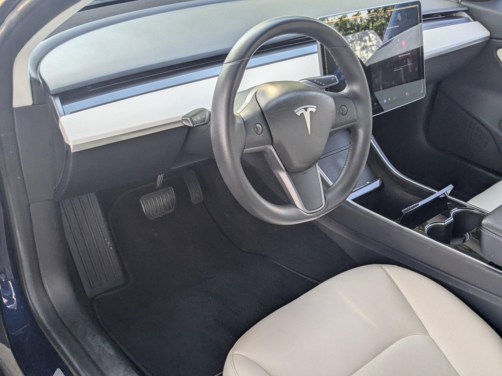 2018 Tesla Model 3 Vehicle Photo in Coconut Creek, FL 33073