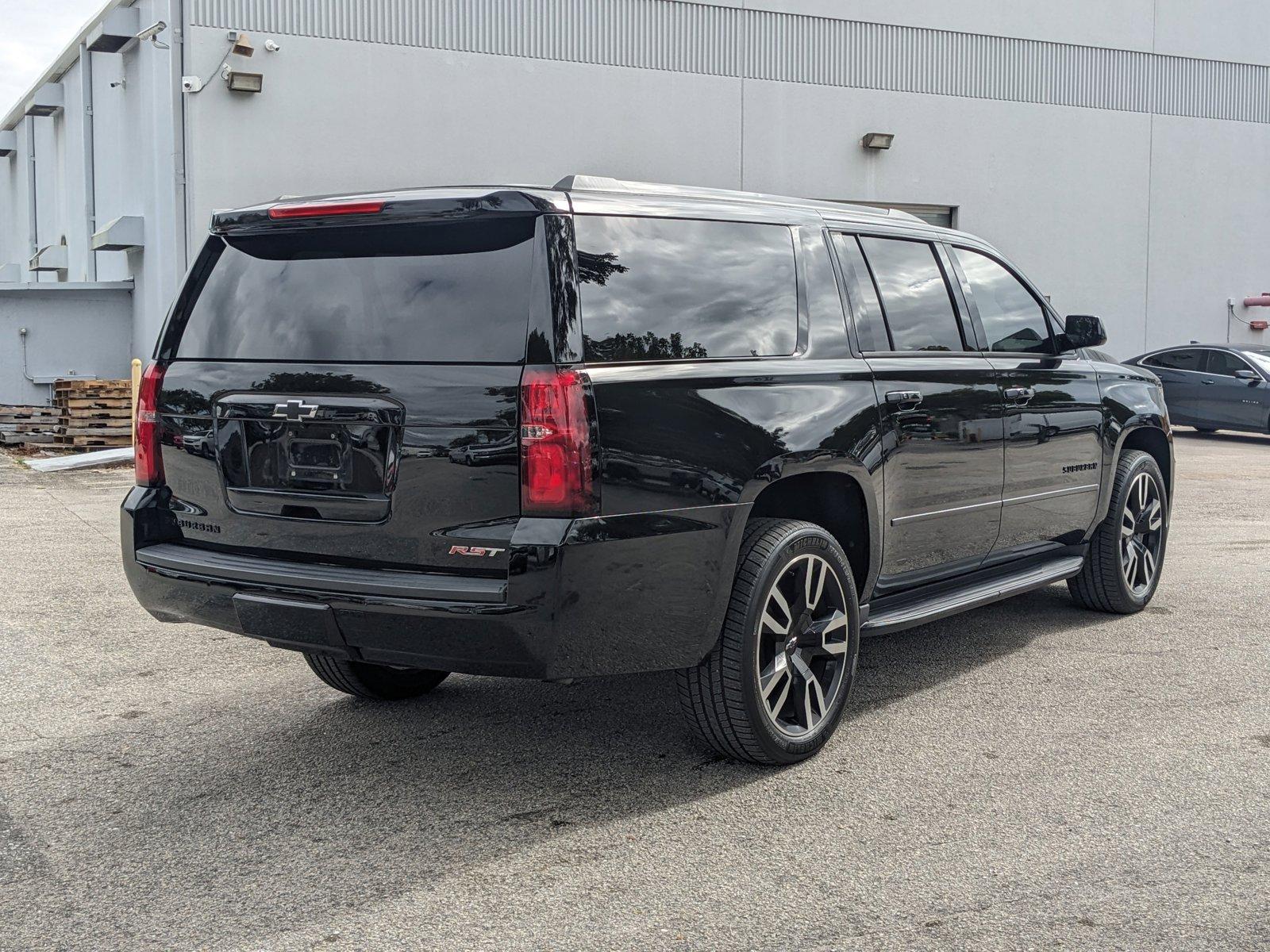 2020 Chevrolet Suburban Vehicle Photo in GREENACRES, FL 33463-3207