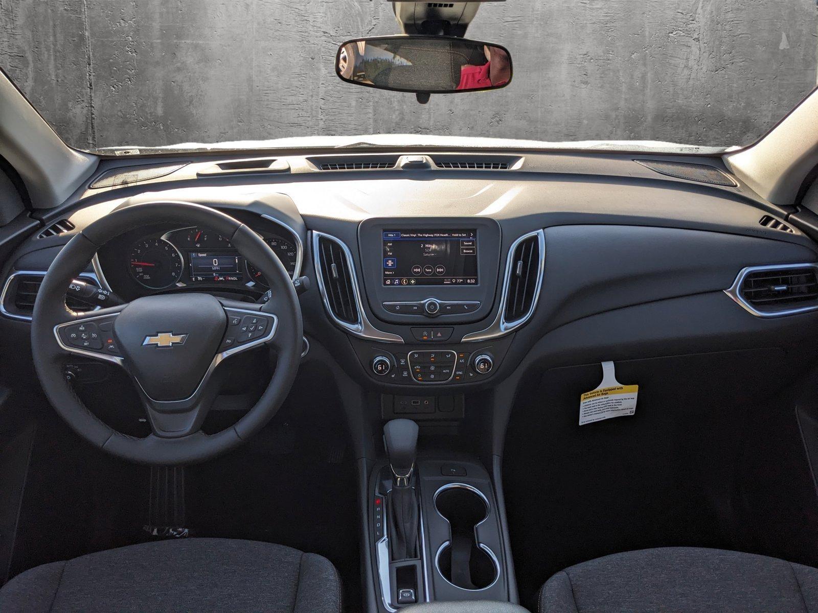 2024 Chevrolet Equinox Vehicle Photo in GREENACRES, FL 33463-3207