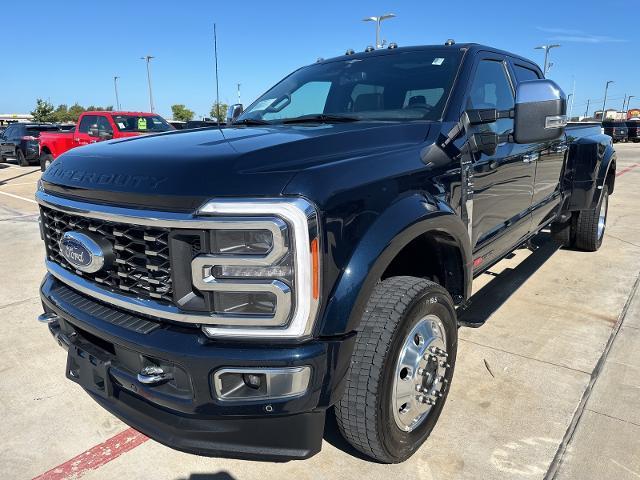 2023 Ford Super Duty F-450 DRW Vehicle Photo in Terrell, TX 75160