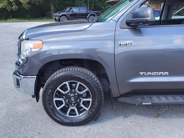 2017 Toyota Tundra 4WD Vehicle Photo in Bowie, MD 20716