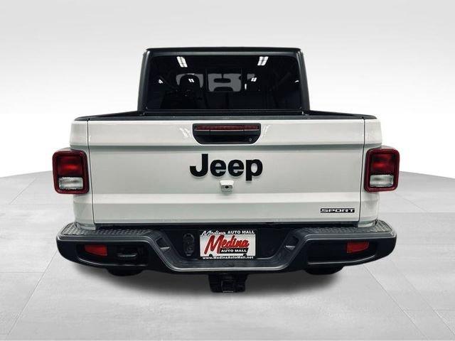 2021 Jeep Gladiator Vehicle Photo in MEDINA, OH 44256-9631