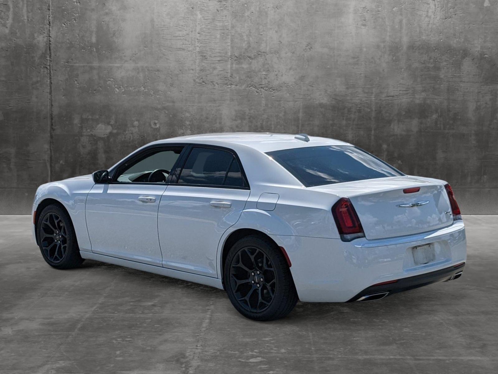 2019 Chrysler 300 Vehicle Photo in Orlando, FL 32811