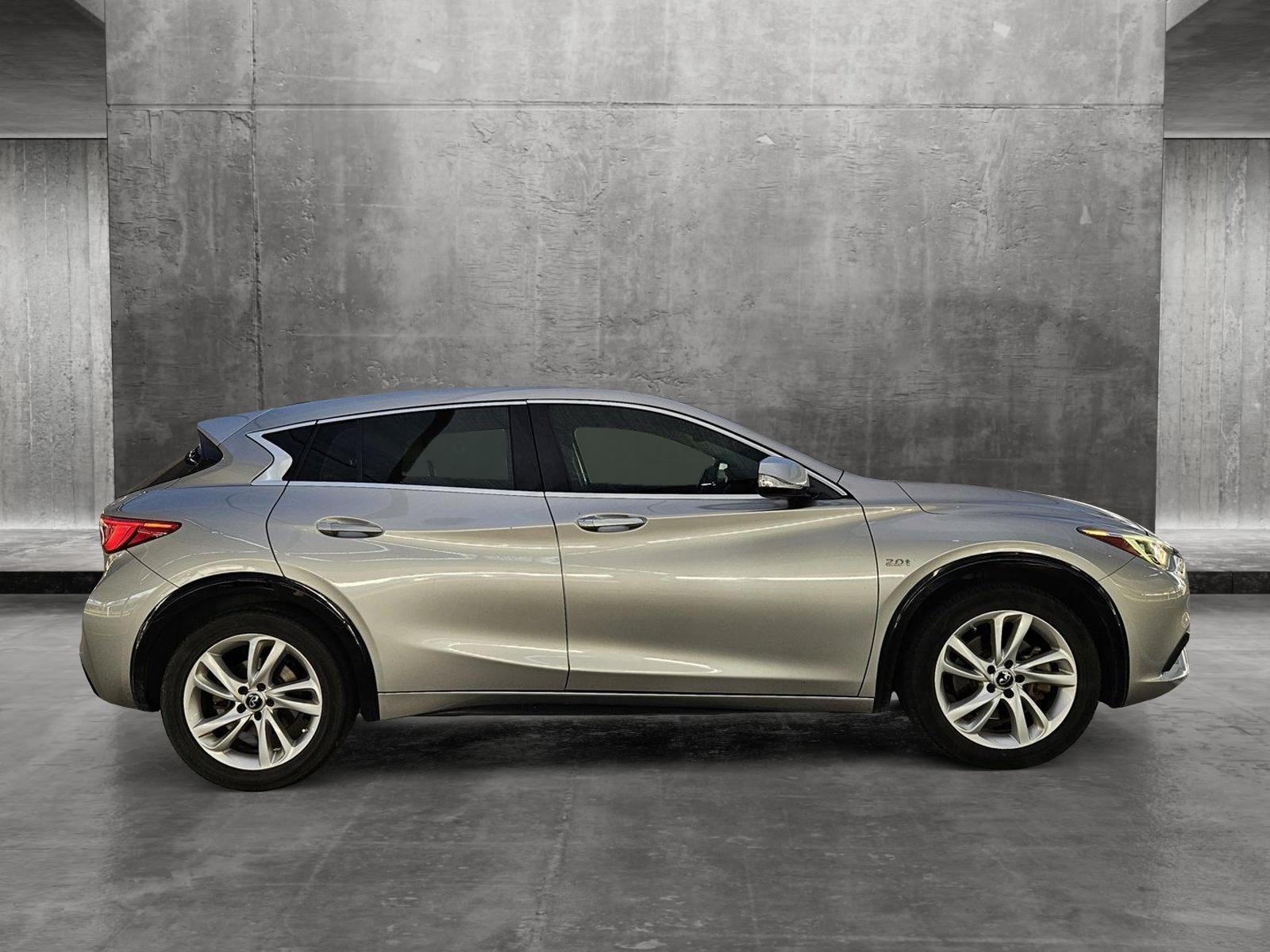 2017 INFINITI QX30 Vehicle Photo in AMARILLO, TX 79106-1809