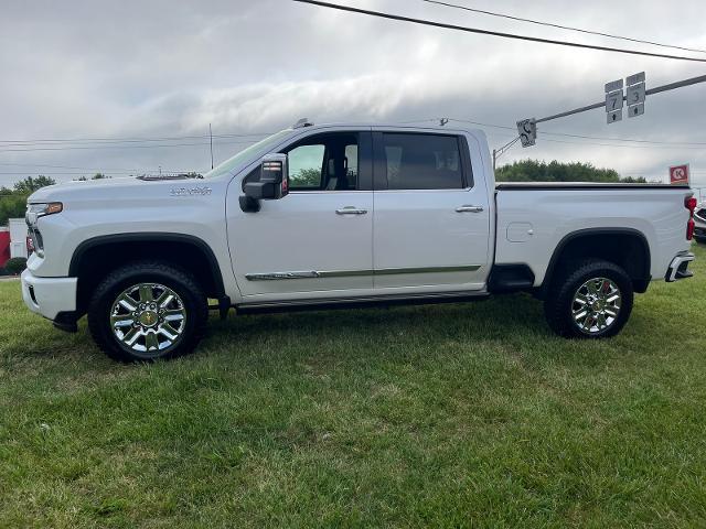 Used 2024 Chevrolet Silverado 2500HD High Country with VIN 1GC4YREY2RF165586 for sale in North Vernon, IN