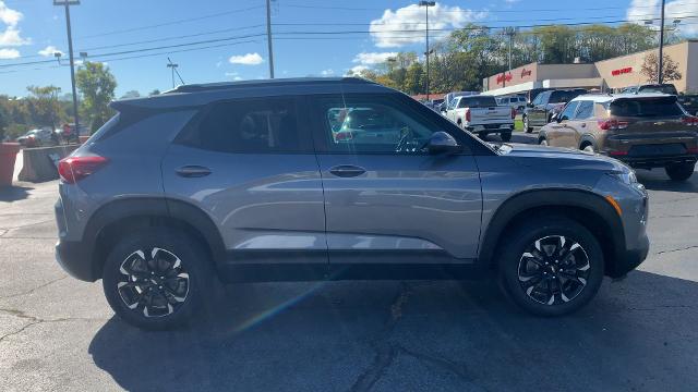 2022 Chevrolet Trailblazer Vehicle Photo in MOON TOWNSHIP, PA 15108-2571