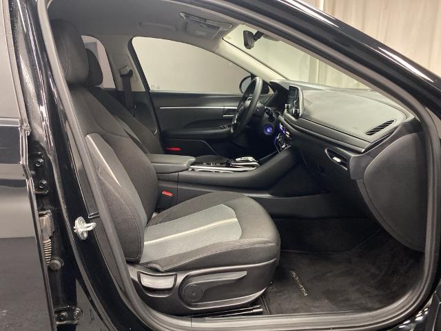 2022 Hyundai Sonata Vehicle Photo in ASHLAND, KY 41101-7620