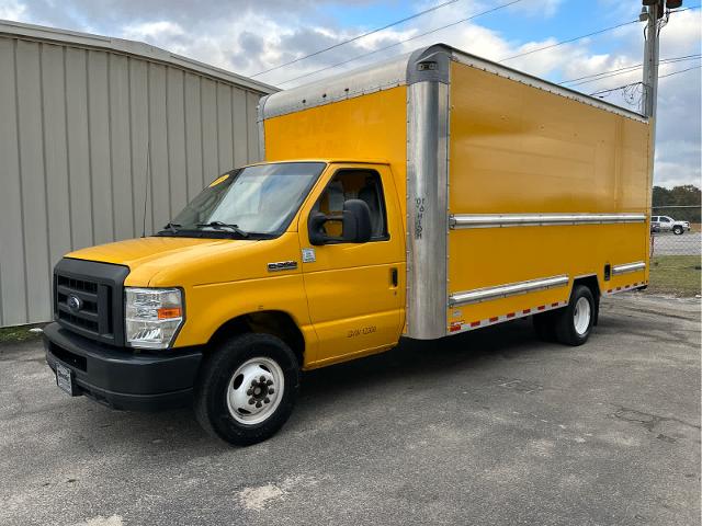 2019 Ford E-Series Cutaway Vehicle Photo in RED SPRINGS, NC 28377-1640