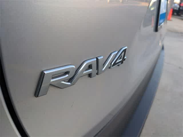 2022 Toyota RAV4 Vehicle Photo in Corpus Christi, TX 78411