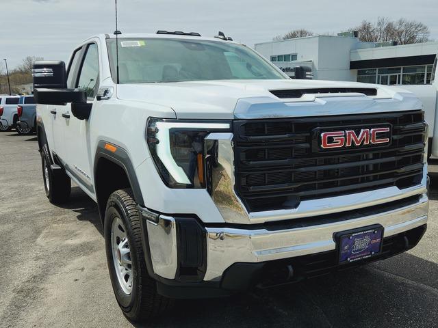 2024 GMC Sierra 2500 HD Vehicle Photo in LOWELL, MA 01852-4336