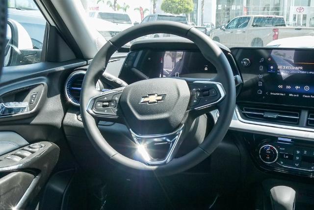 2025 Chevrolet Trax Vehicle Photo in VENTURA, CA 93003-8585