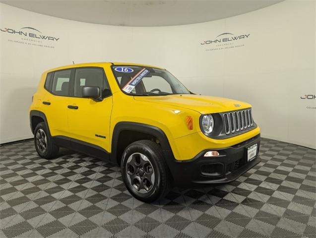 2016 Jeep Renegade Vehicle Photo in ENGLEWOOD, CO 80113-6708