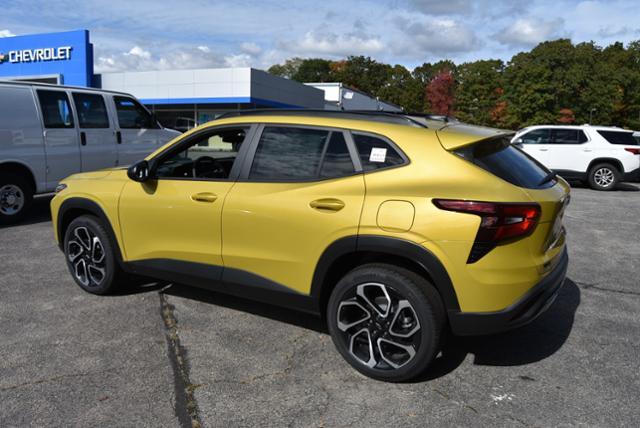 2025 Chevrolet Trax Vehicle Photo in WHITMAN, MA 02382-1041