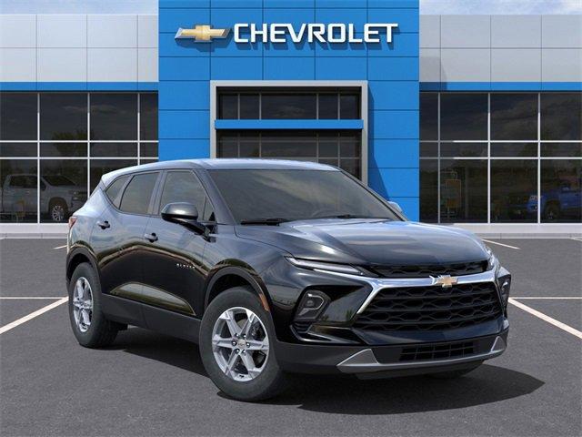 2025 Chevrolet Blazer Vehicle Photo in EVERETT, WA 98203-5662