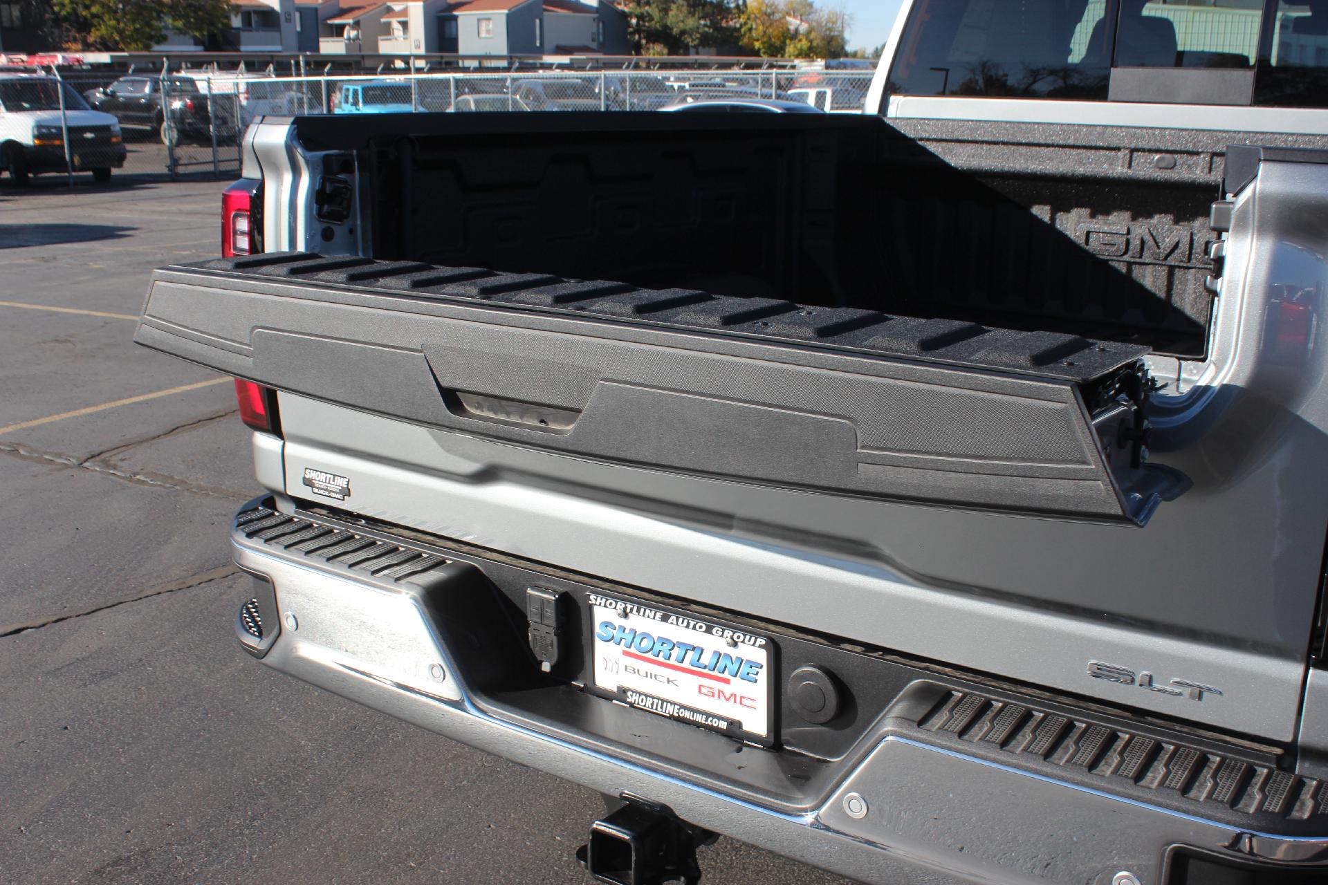 2025 GMC Sierra 2500 HD Vehicle Photo in AURORA, CO 80012-4011