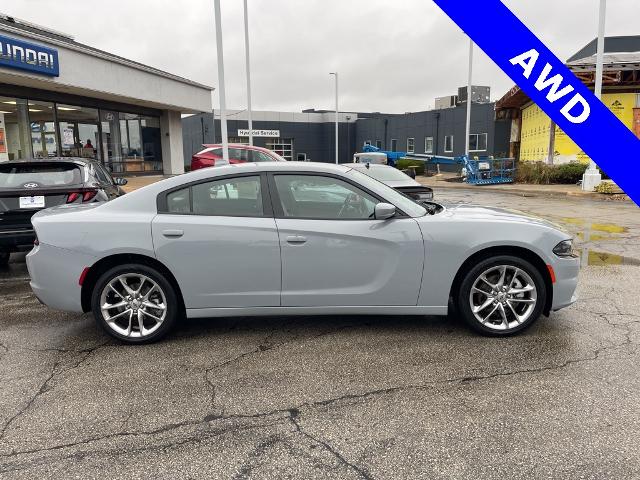 Used 2022 Dodge Charger SXT with VIN 2C3CDXJG2NH127085 for sale in Blue Springs, MO