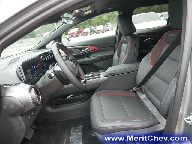 2024 Chevrolet Equinox EV Vehicle Photo in MAPLEWOOD, MN 55119-4794