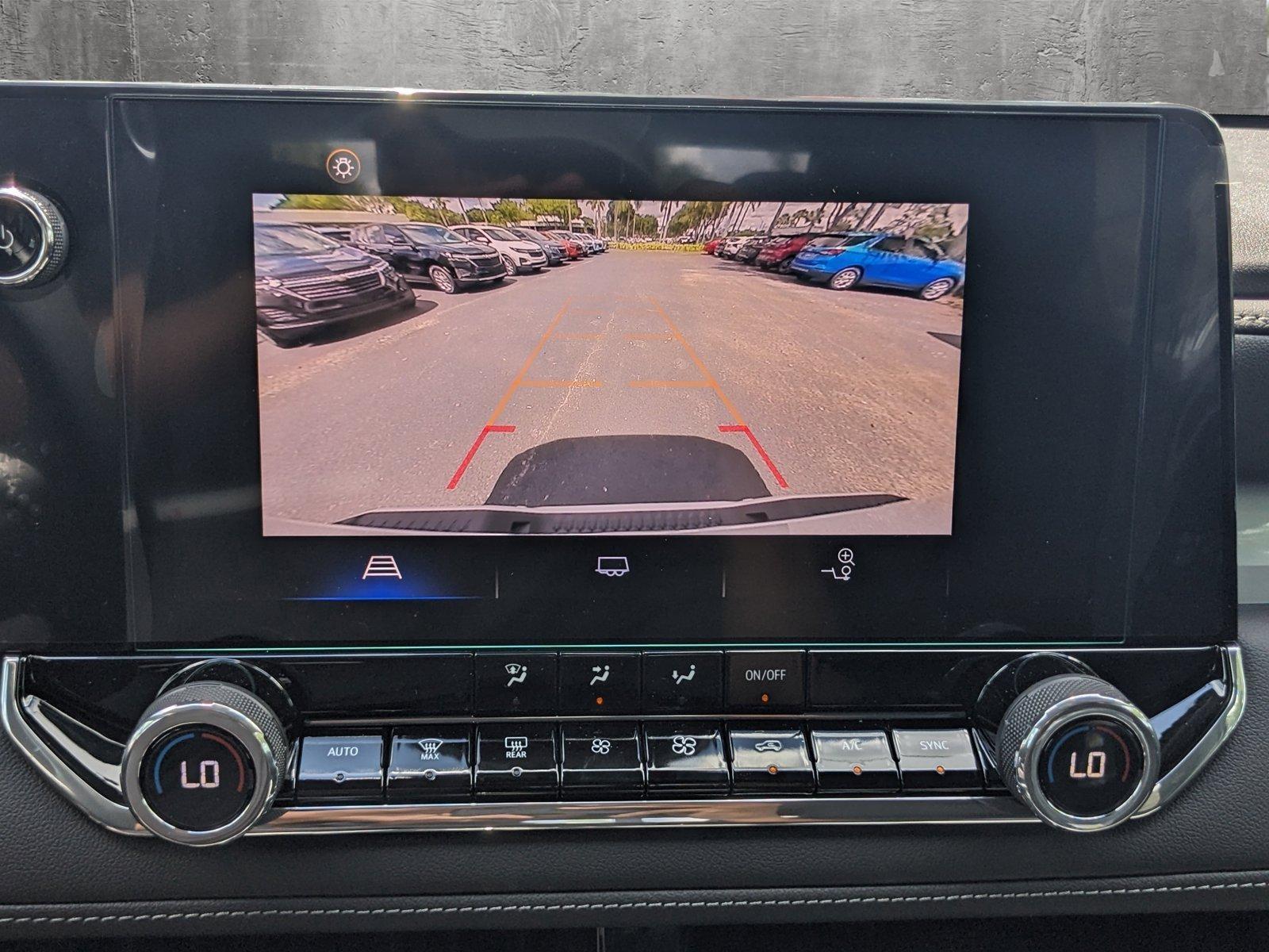 2024 Chevrolet Colorado Vehicle Photo in GREENACRES, FL 33463-3207