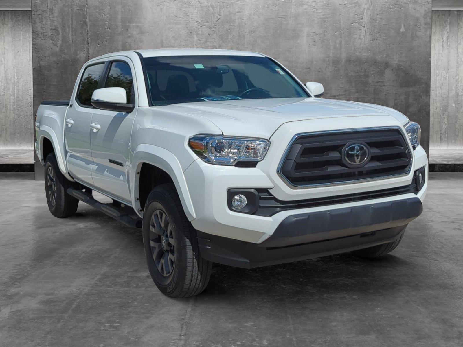 2022 Toyota Tacoma 2WD Vehicle Photo in Ft. Myers, FL 33907