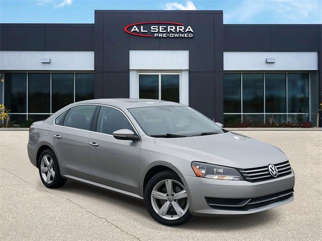 2012 Volkswagen Passat Vehicle Photo in GRAND BLANC, MI 48439-8139