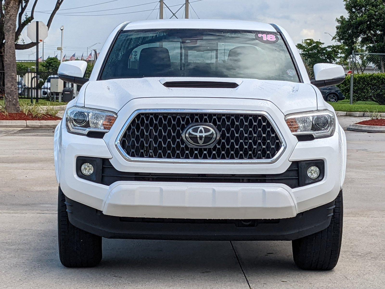 2018 Toyota Tacoma Vehicle Photo in Davie, FL 33331