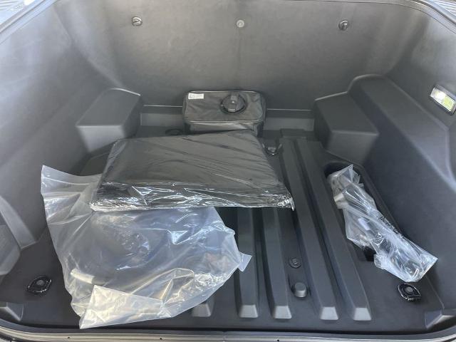 2024 GMC Sierra EV Vehicle Photo in TURLOCK, CA 95380-4918