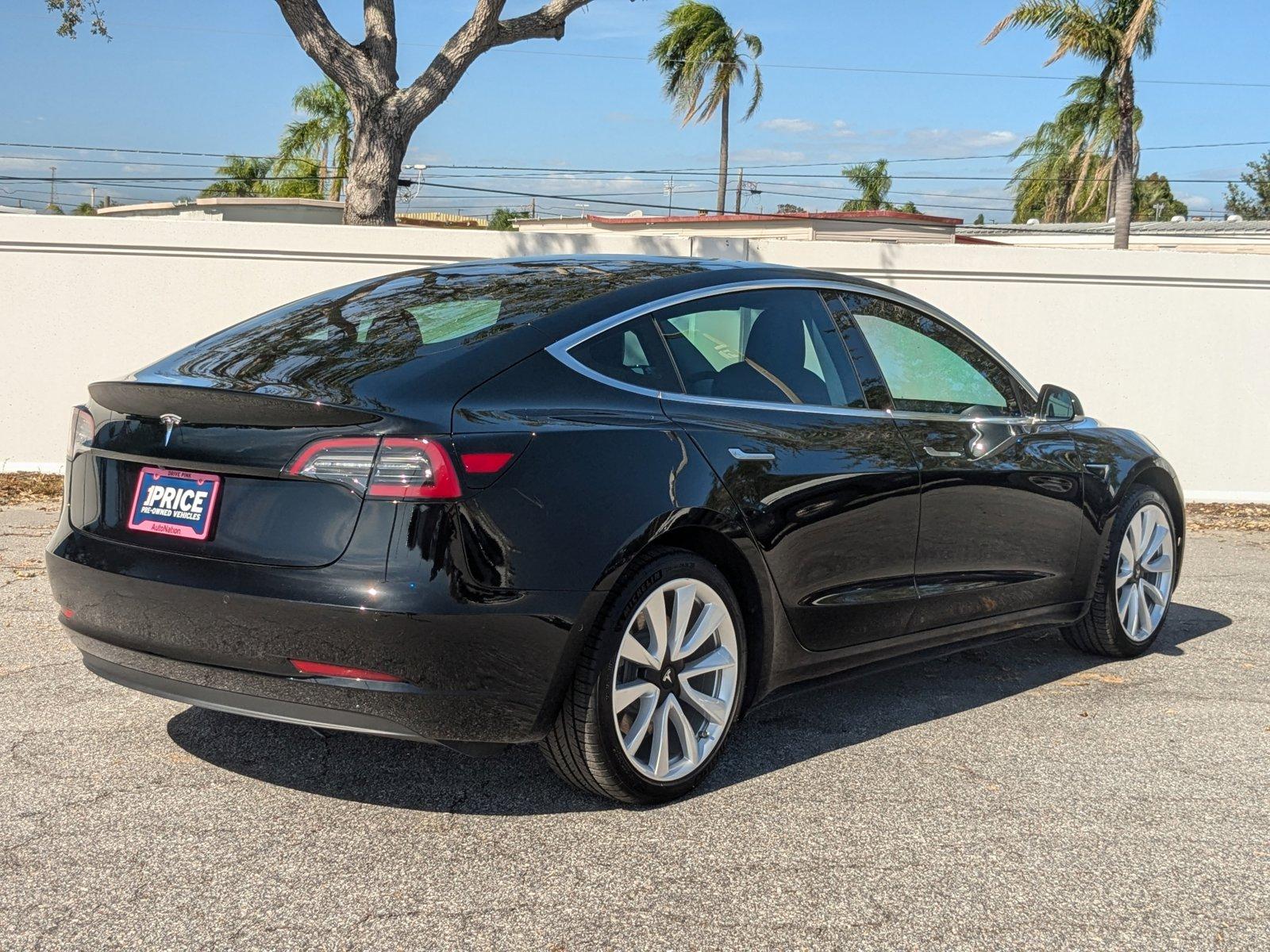 2019 Tesla Model 3 Vehicle Photo in St. Petersburg, FL 33713