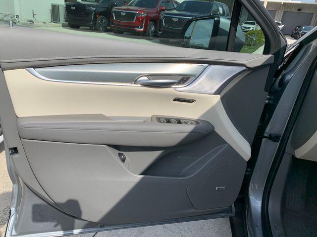 2025 Cadillac XT5 Vehicle Photo in DELRAY BEACH, FL 33483-3294