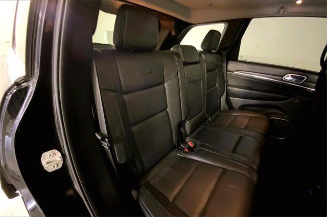 2017 Jeep Grand Cherokee Vehicle Photo in KANSAS CITY, MO 64114-4502