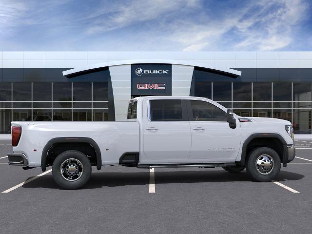 2024 GMC Sierra 3500 HD Vehicle Photo in APPLETON, WI 54914-8833