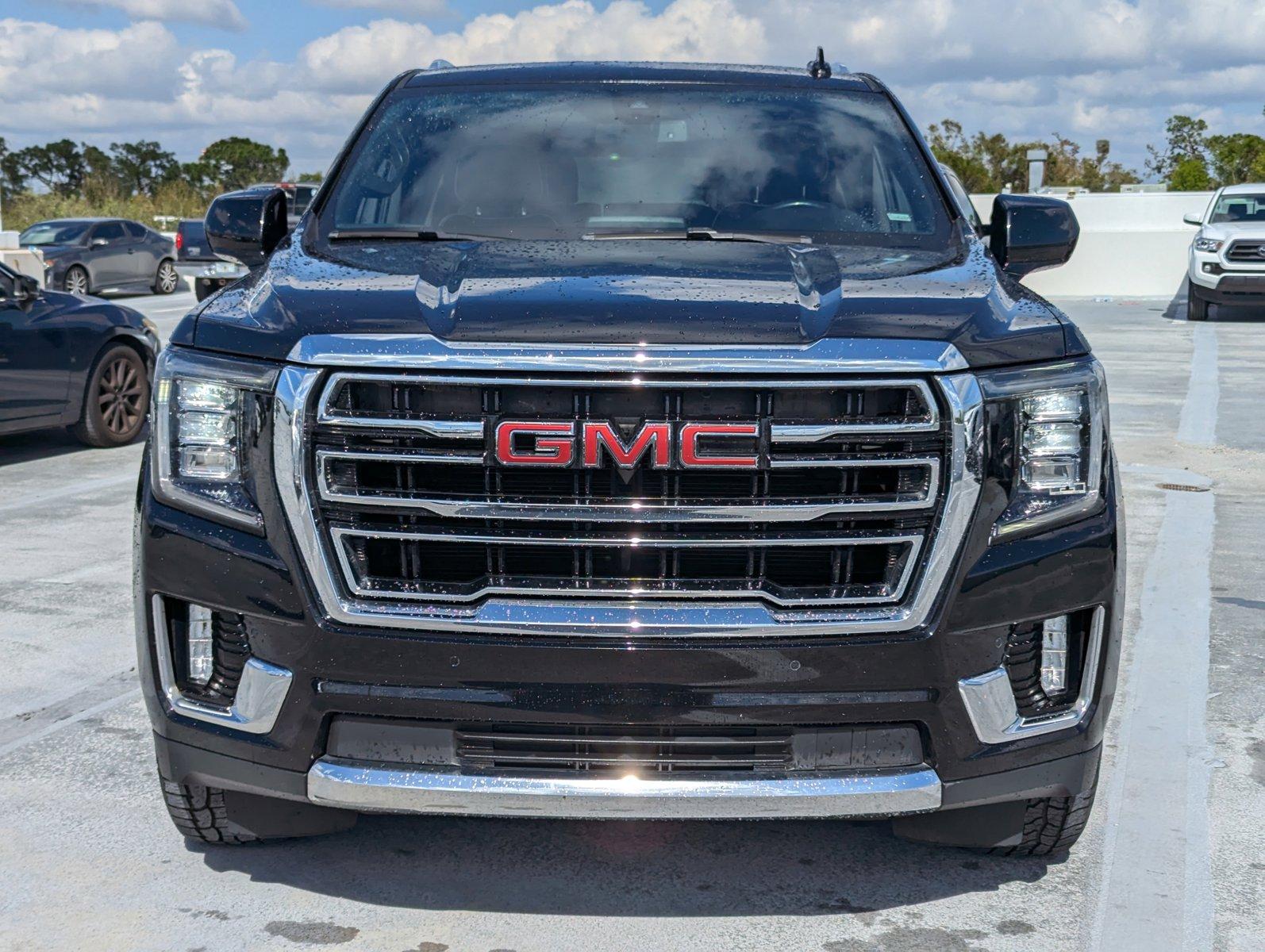 2022 GMC Yukon XL Vehicle Photo in Ft. Myers, FL 33907