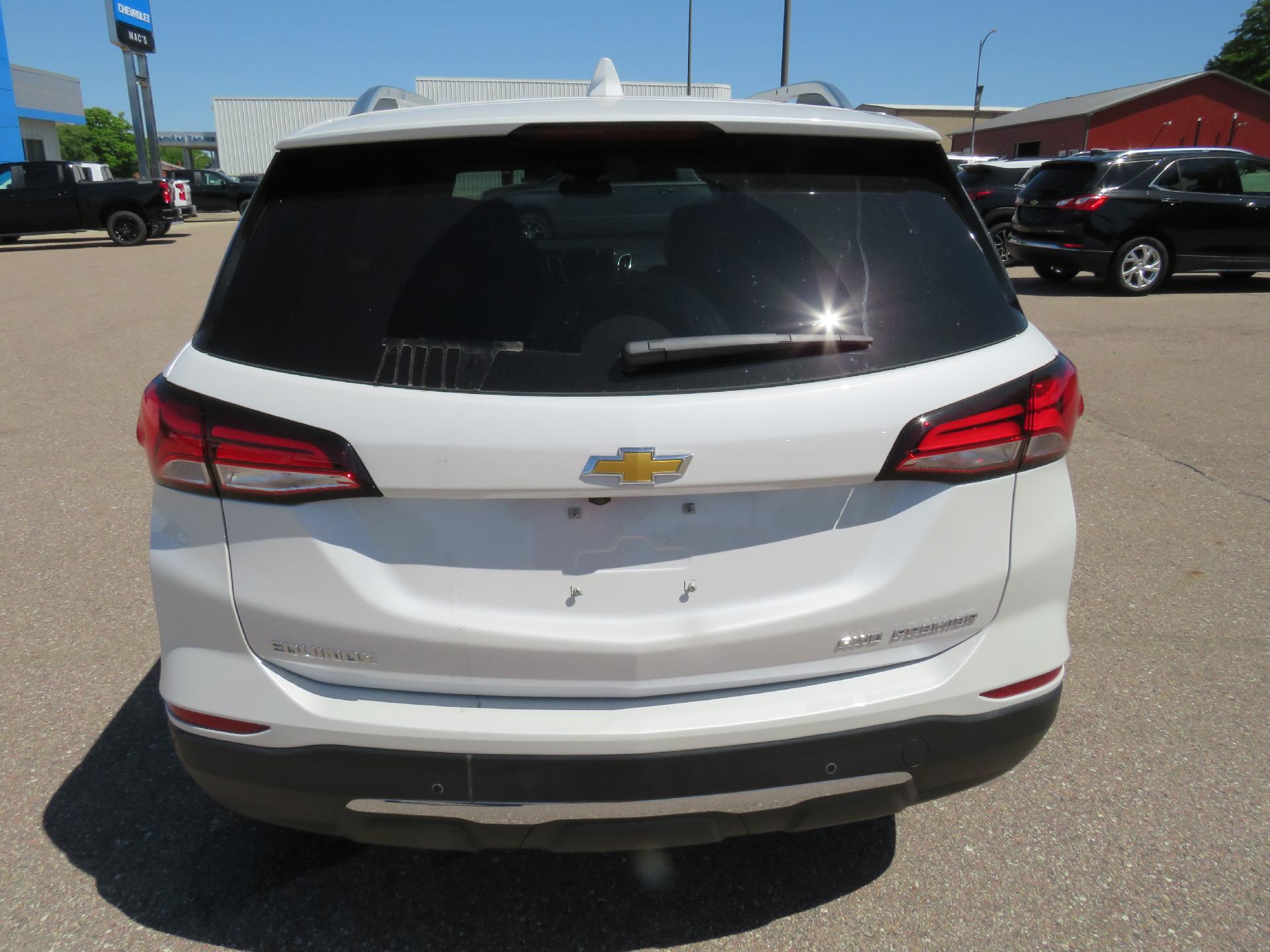 2024 Chevrolet Equinox Vehicle Photo in MAPLETON, IA 51034-1072