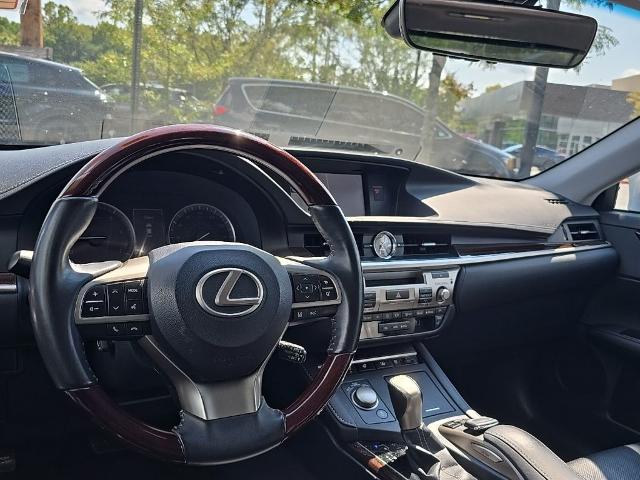 2017 Lexus ES 350 Vehicle Photo in Bowie, MD 20716