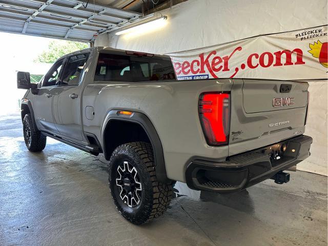 2025 GMC Sierra 2500 HD Vehicle Photo in RED SPRINGS, NC 28377-1640