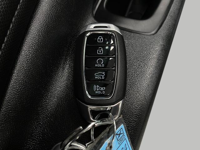 2021 Hyundai ELANTRA Vehicle Photo in Appleton, WI 54913