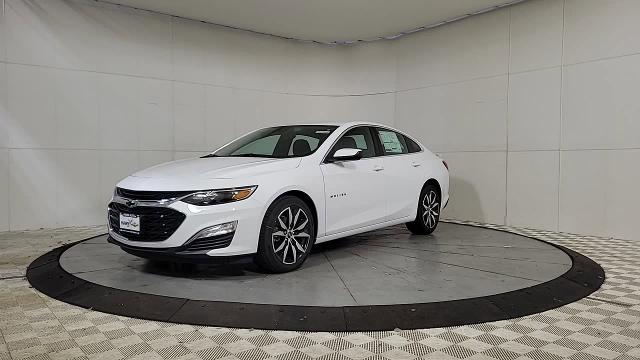 2025 Chevrolet Malibu Vehicle Photo in JOLIET, IL 60435-8135