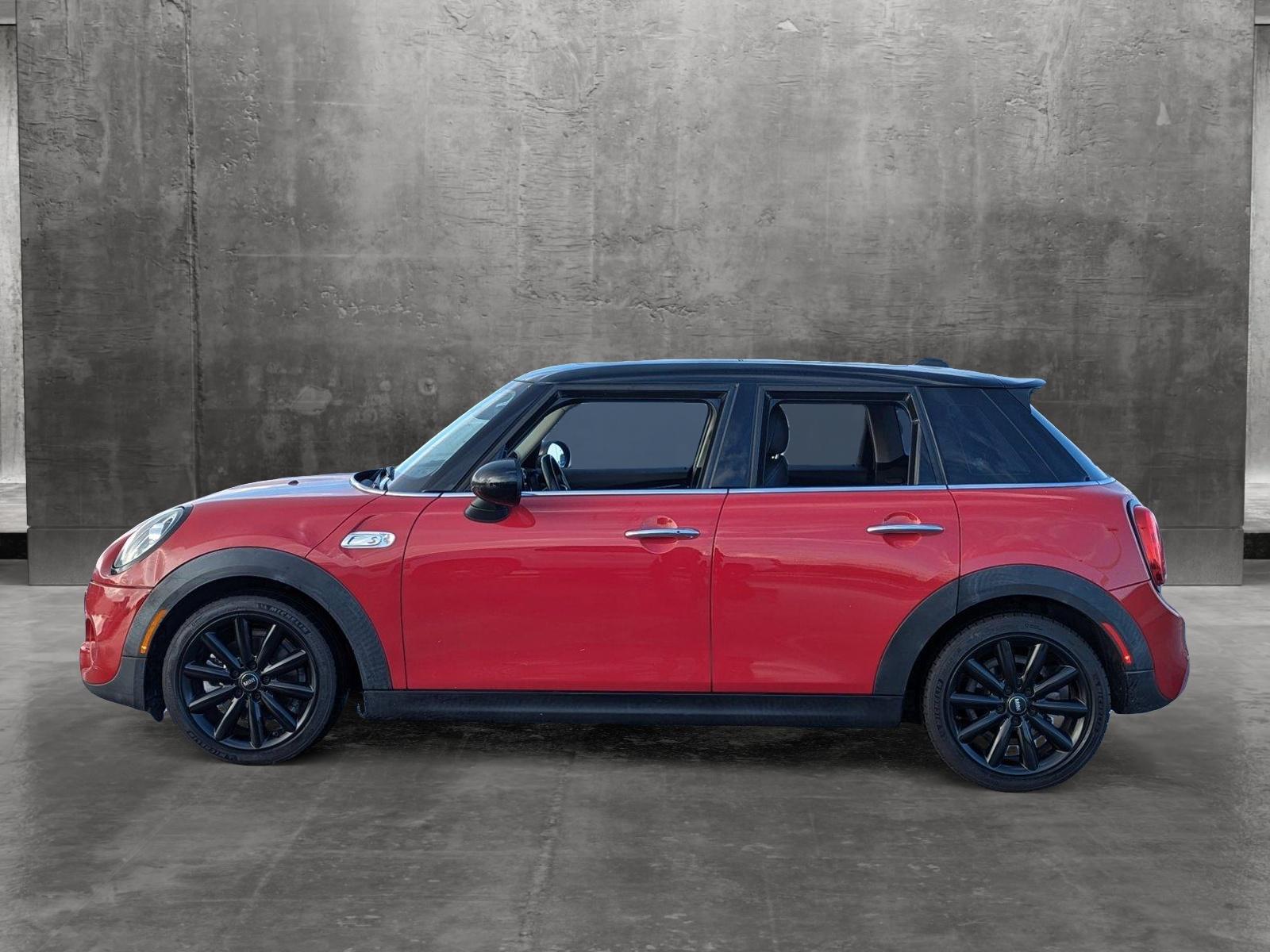 2019 MINI Hardtop 4 Door Vehicle Photo in MIAMI, FL 33172-3015