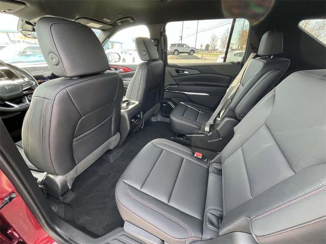 2025 Chevrolet Traverse Vehicle Photo in ALCOA, TN 37701-3235