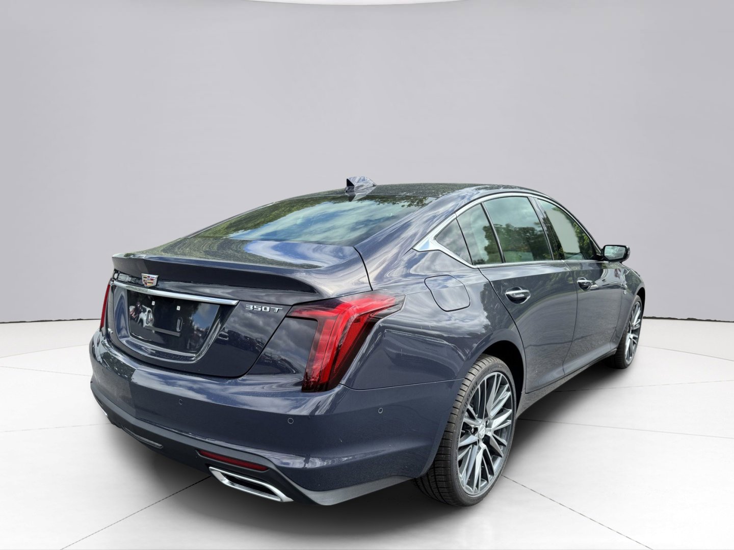 2025 Cadillac CT5 Vehicle Photo in LEOMINSTER, MA 01453-2952