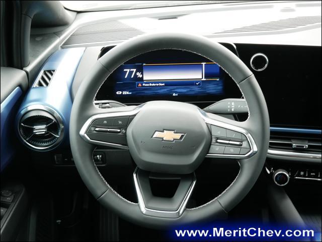 2024 Chevrolet Equinox EV Vehicle Photo in MAPLEWOOD, MN 55119-4794