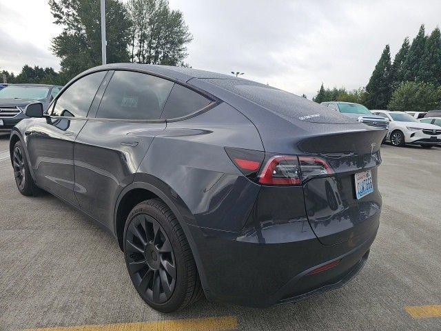 2024 Tesla Model Y Vehicle Photo in PUYALLUP, WA 98371-4149