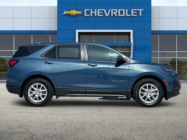 2024 Chevrolet Equinox Vehicle Photo in RIVERSIDE, CA 92504-4106