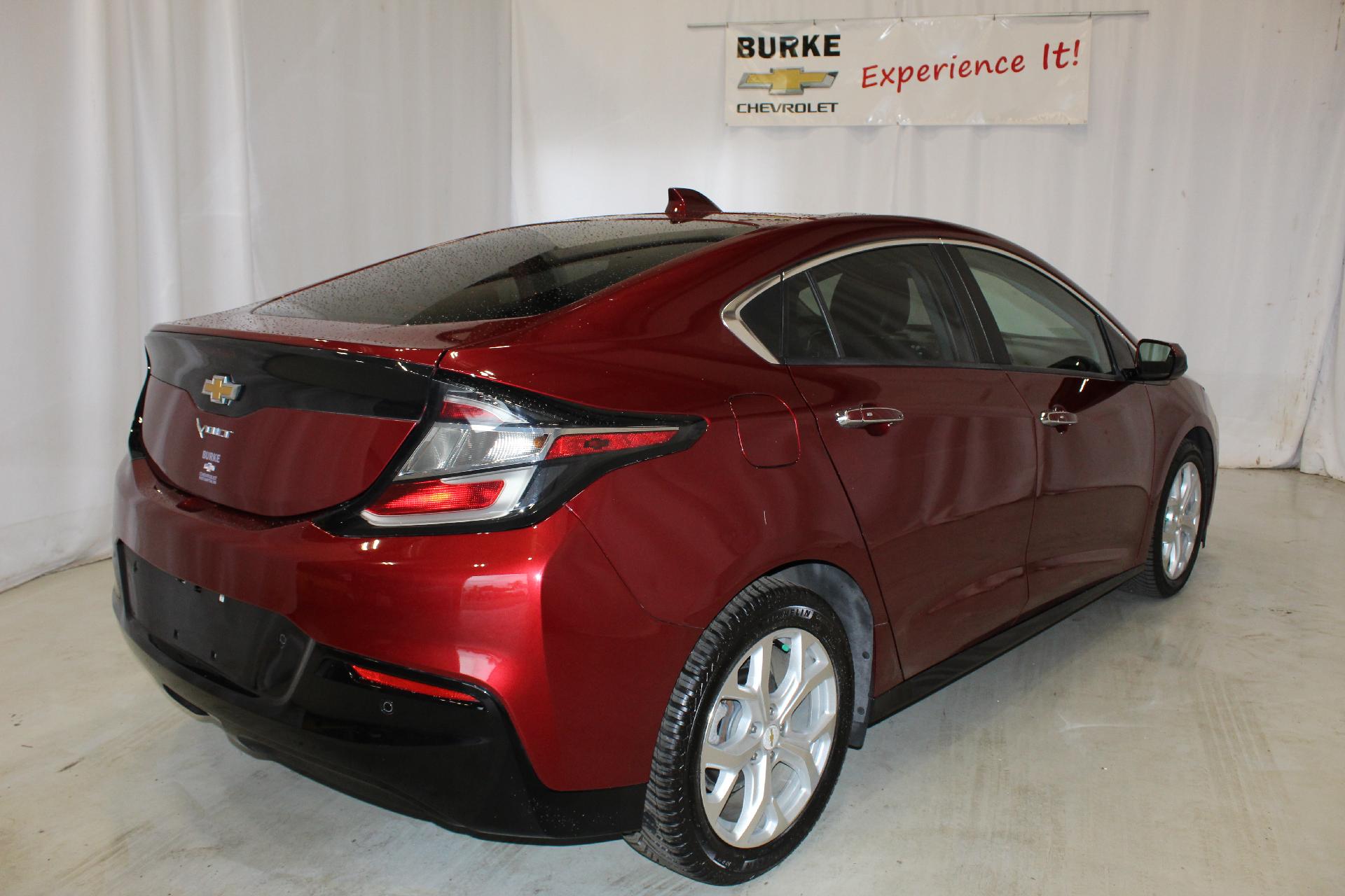 2017 Chevrolet Volt Vehicle Photo in NORTHAMPTON, MA 01060-1120