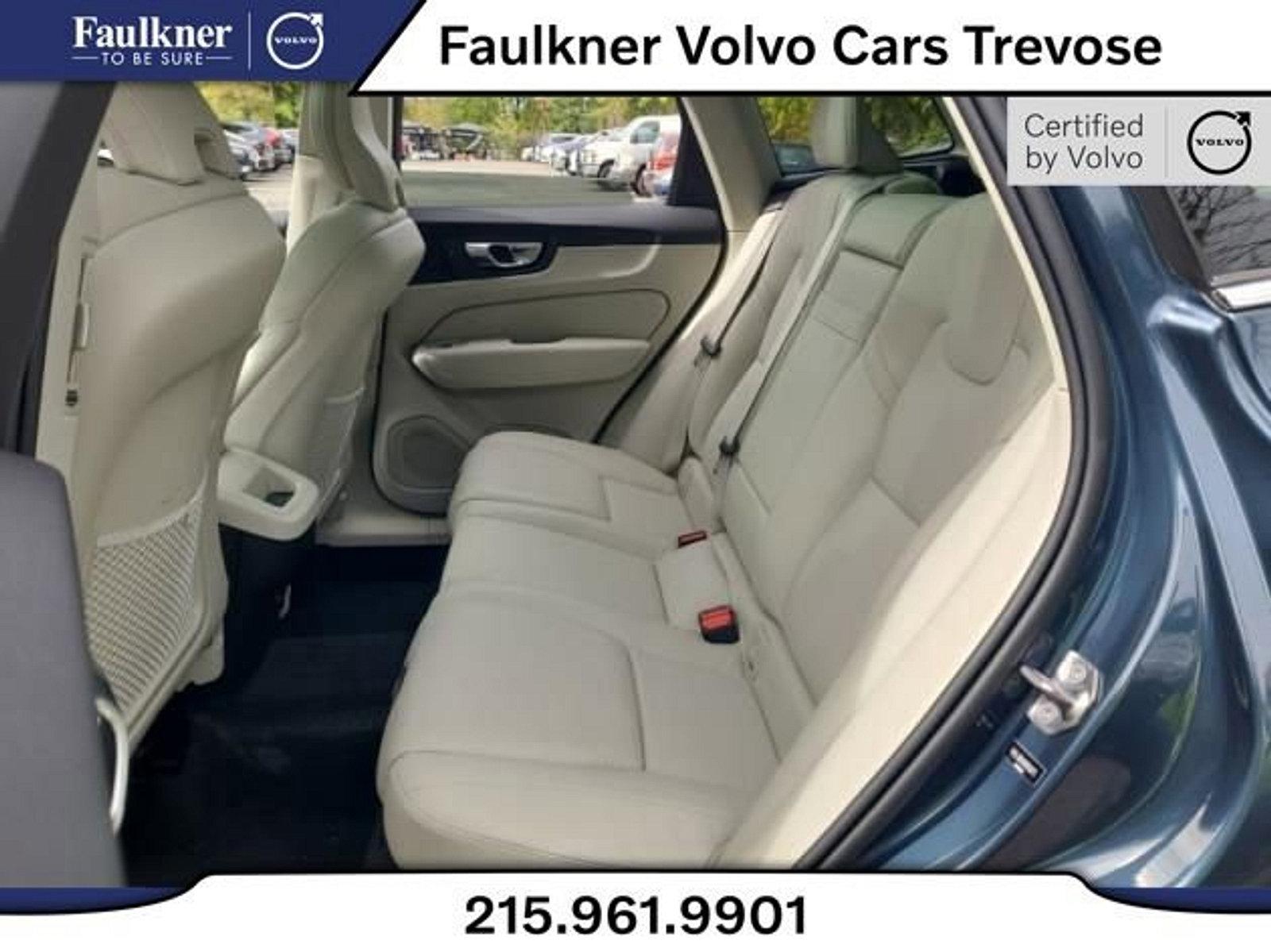 2022 Volvo XC60 Vehicle Photo in Trevose, PA 19053