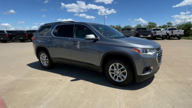 Used 2021 Chevrolet Traverse 1LT with VIN 1GNERGKW8MJ122246 for sale in Fenton, MO