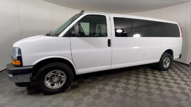 2018 Chevrolet Express Passenger Vehicle Photo in ALLIANCE, OH 44601-4622