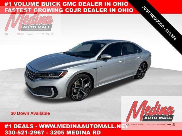 2020 Volkswagen Passat Vehicle Photo in MEDINA, OH 44256-9631