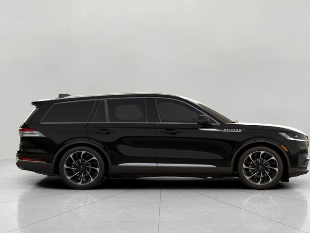 2025 Lincoln Aviator Vehicle Photo in Neenah, WI 54956